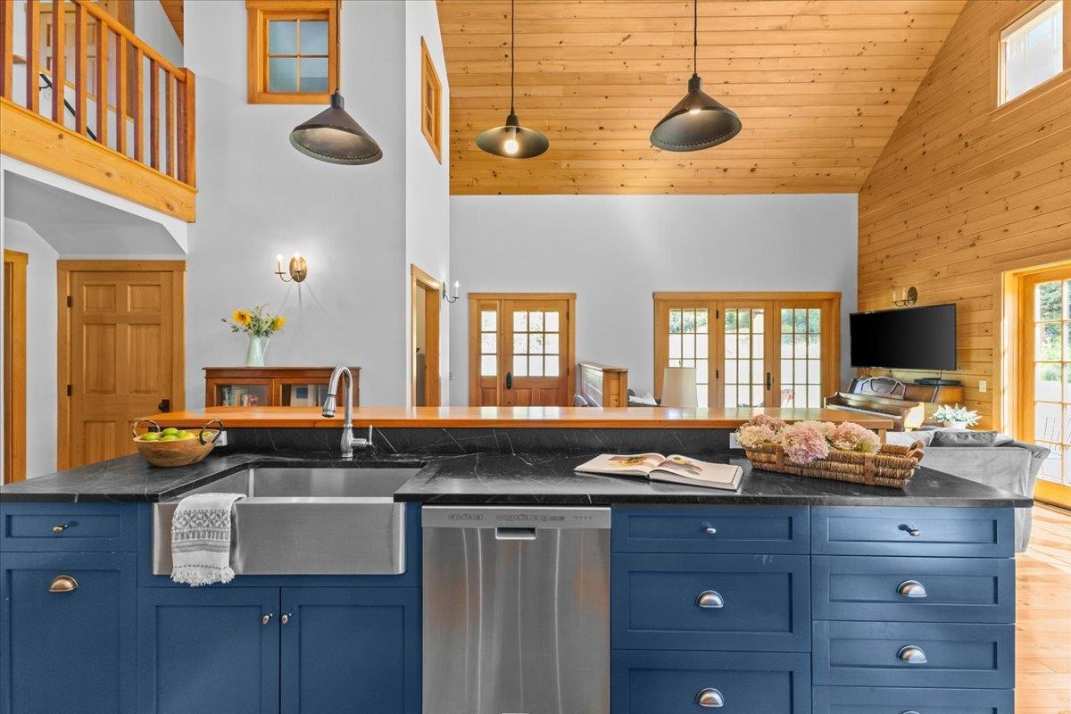 341 Forestdale Farm Lane