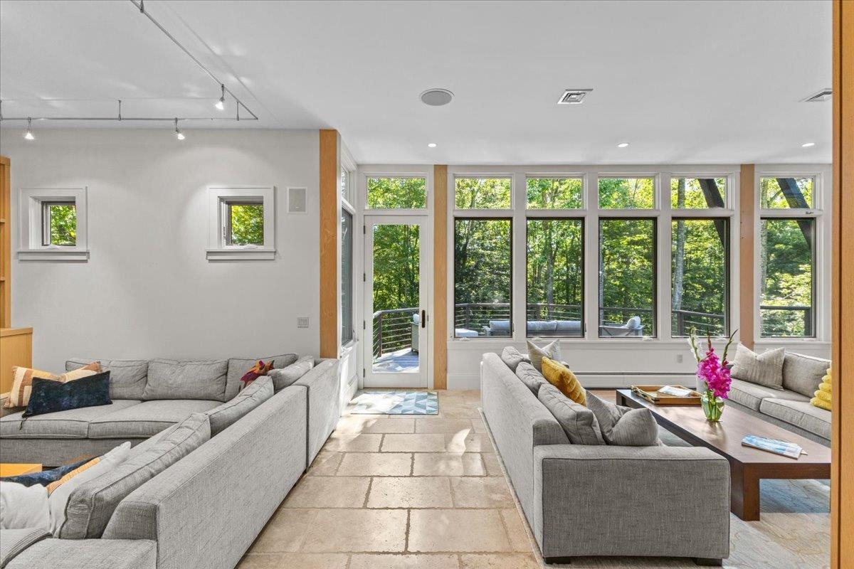 961 Little River Farm Road