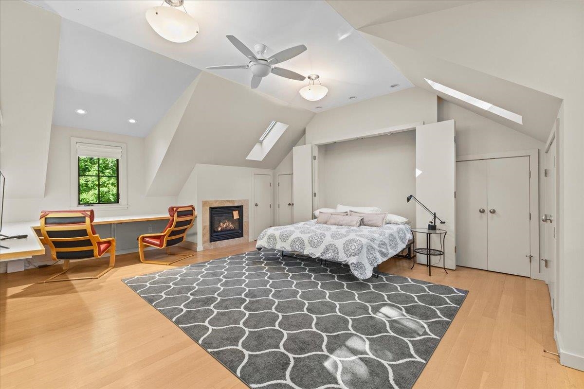 961 Little River Farm Road