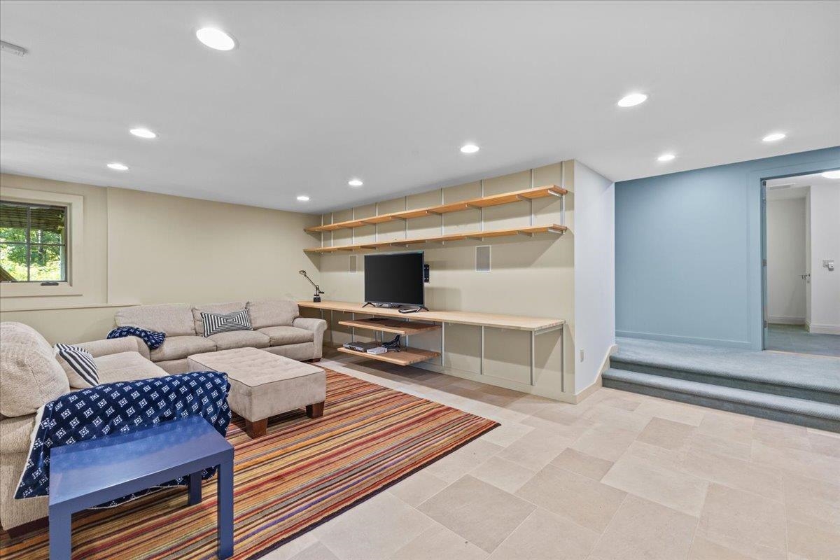 961 Little River Farm Road