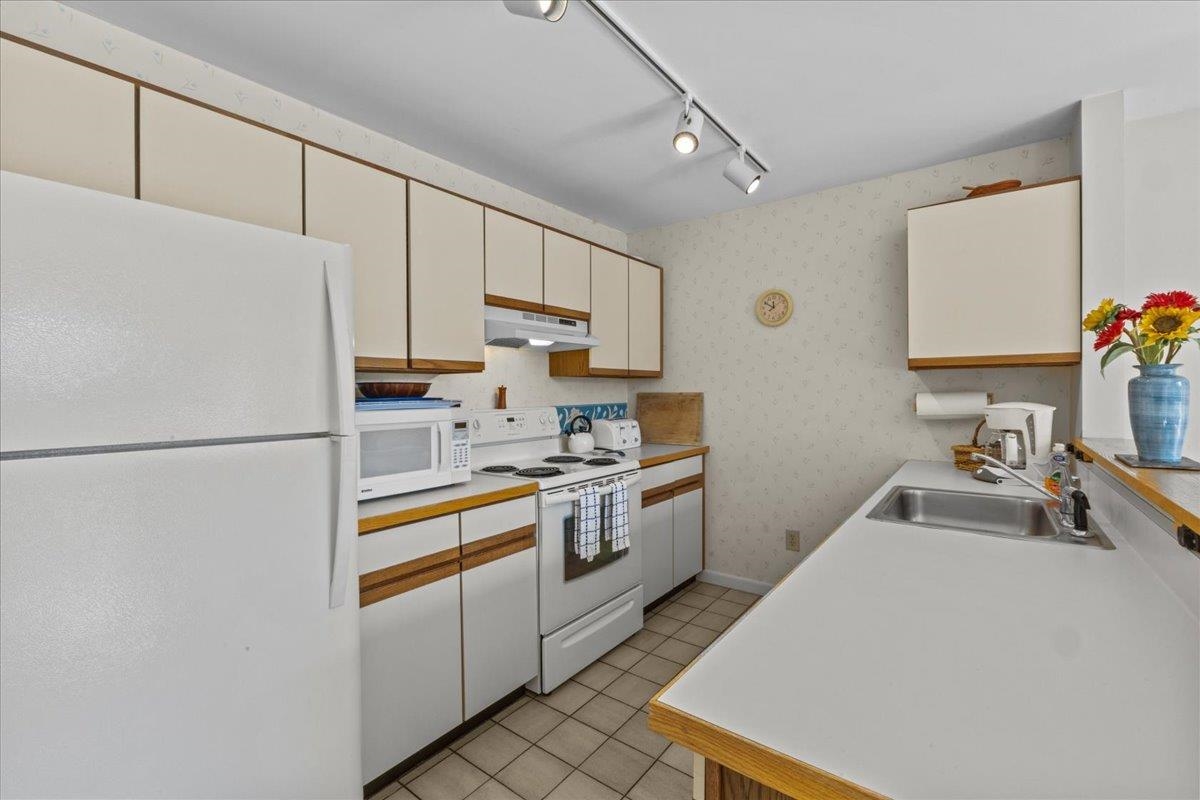 110 Mountainside Drive