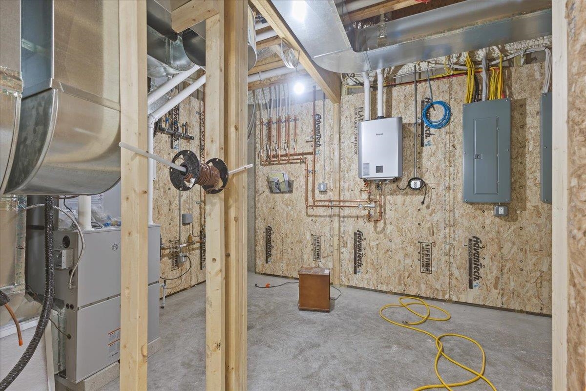 24 River's Edge Lane Unit: 2