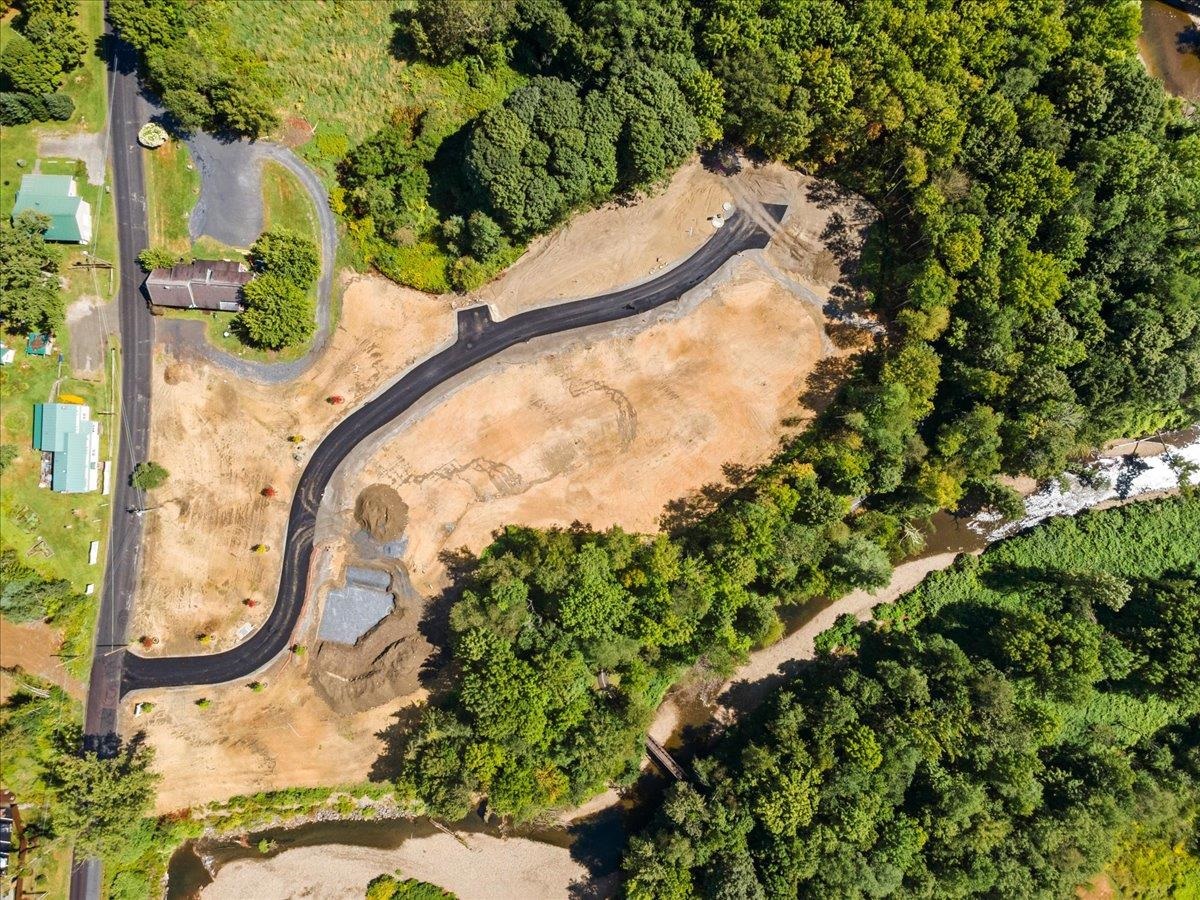 24 River's Edge Lane Unit: 2