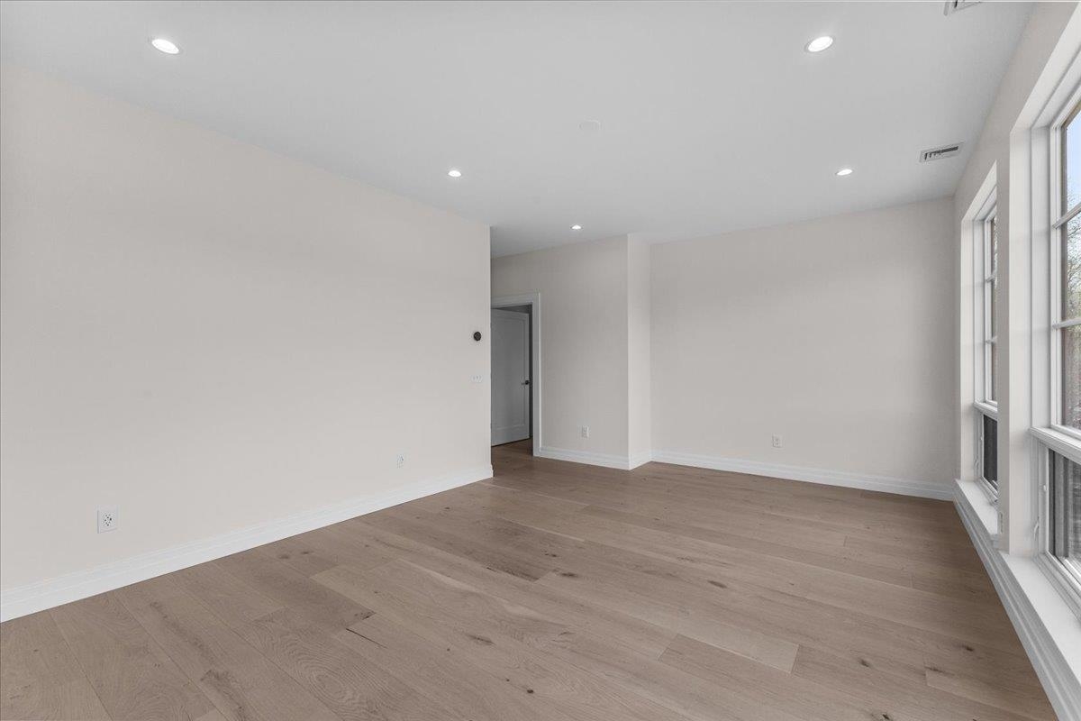 24 River's Edge Lane Unit: 2