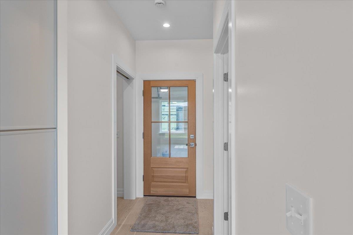 24 River's Edge Lane Unit: 2