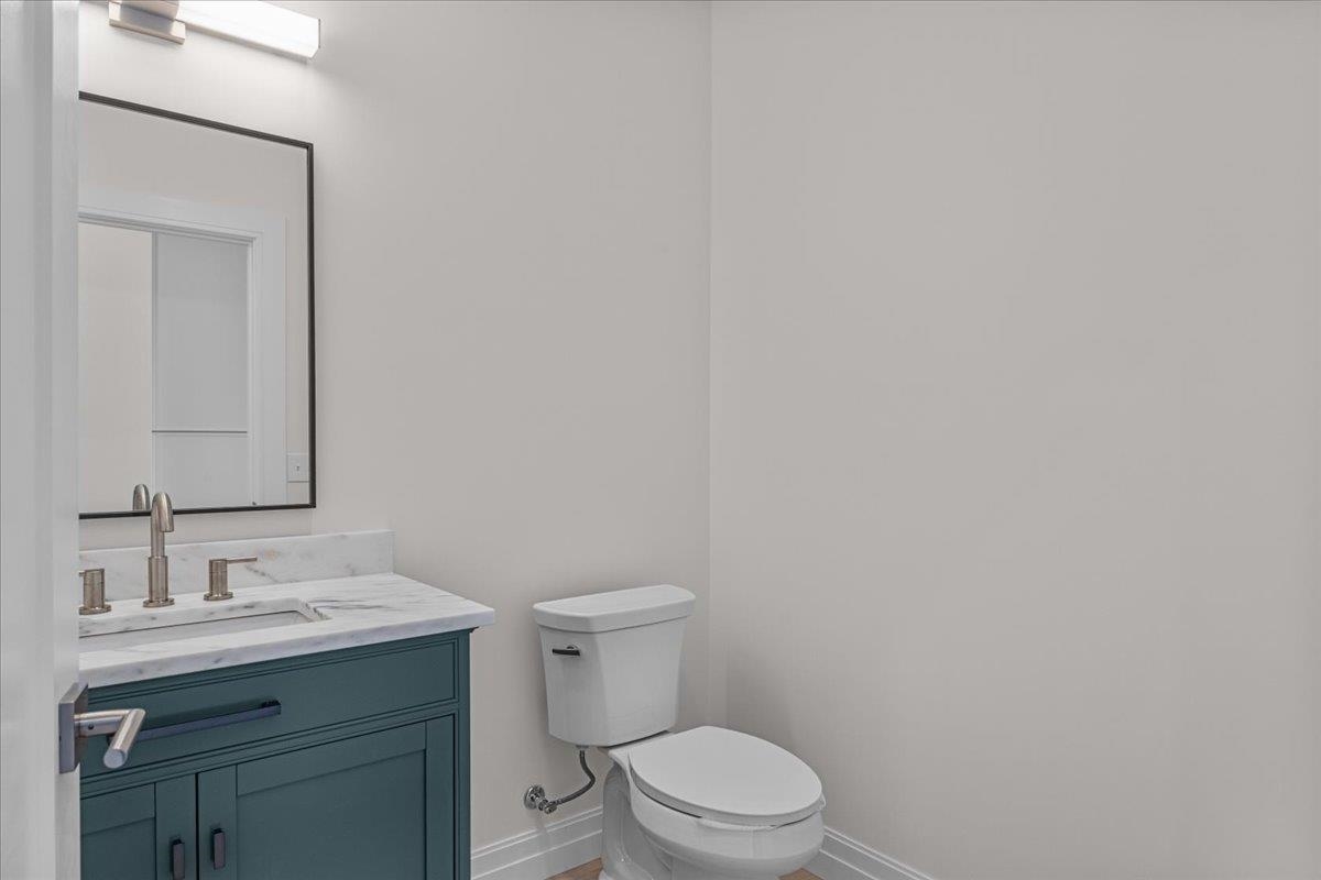 24 River's Edge Lane Unit: 2
