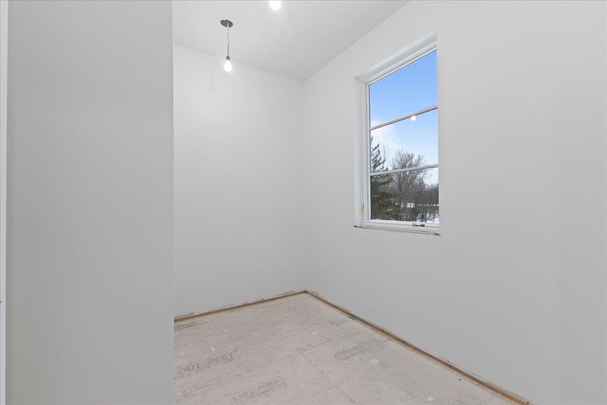 24 River's Edge Lane Unit: 2