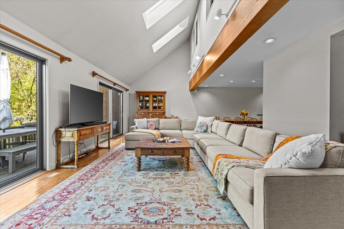 615 Field Road Unit: 73