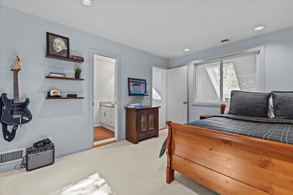 615 Field Road Unit: 73