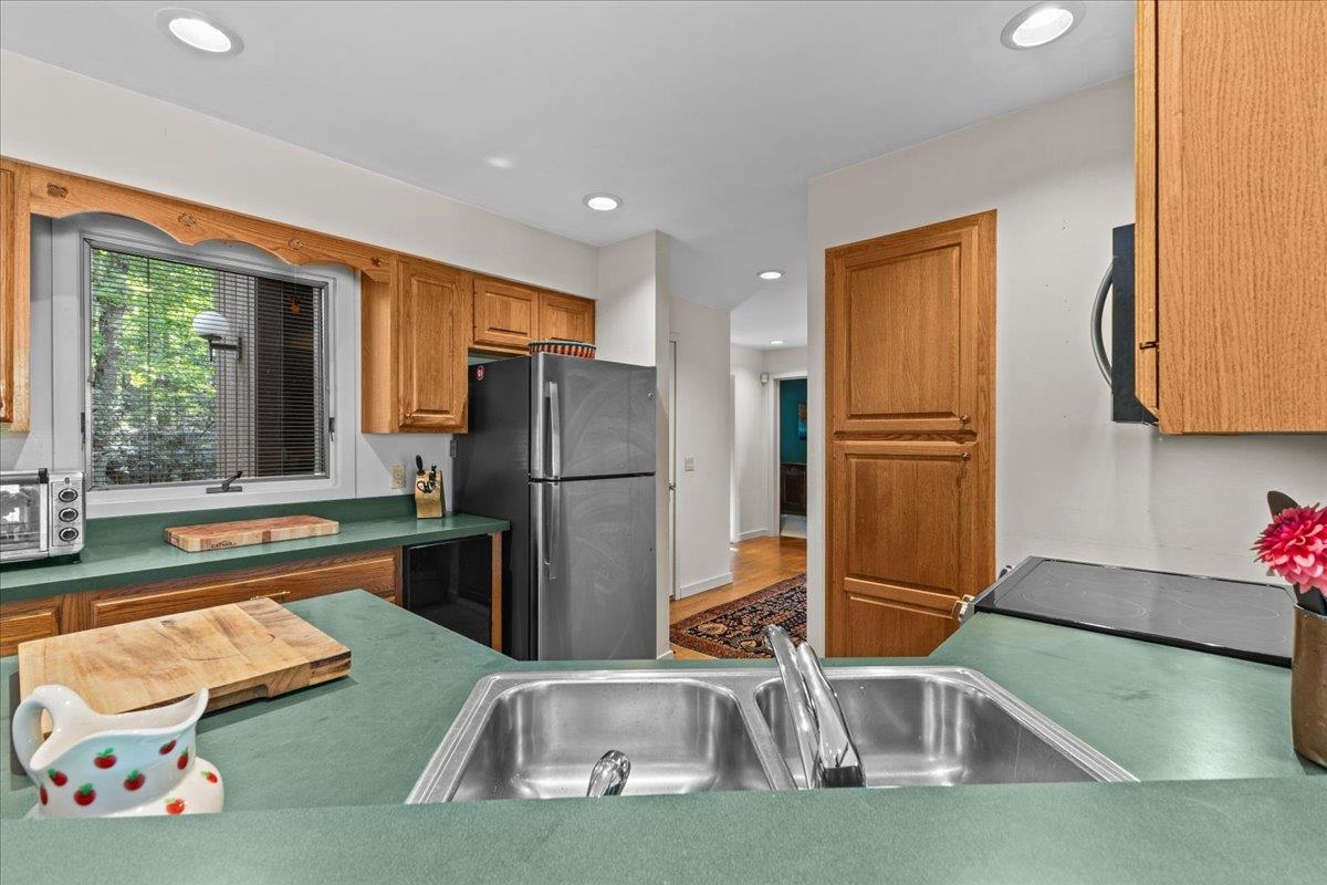 615 Field Road Unit: 73