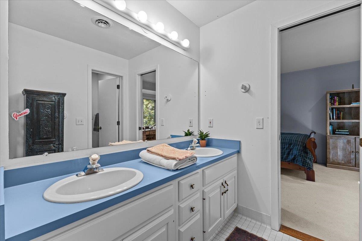 615 Field Road Unit: 73