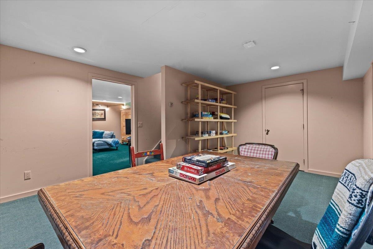 615 Field Road Unit: 73