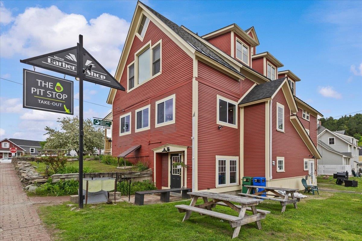 112 Main Street Unit: 7