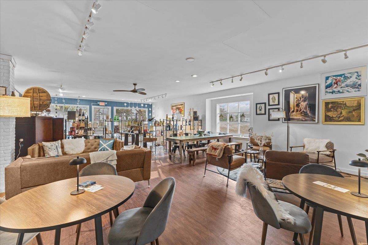 1799 Mountain Road Unit: 1