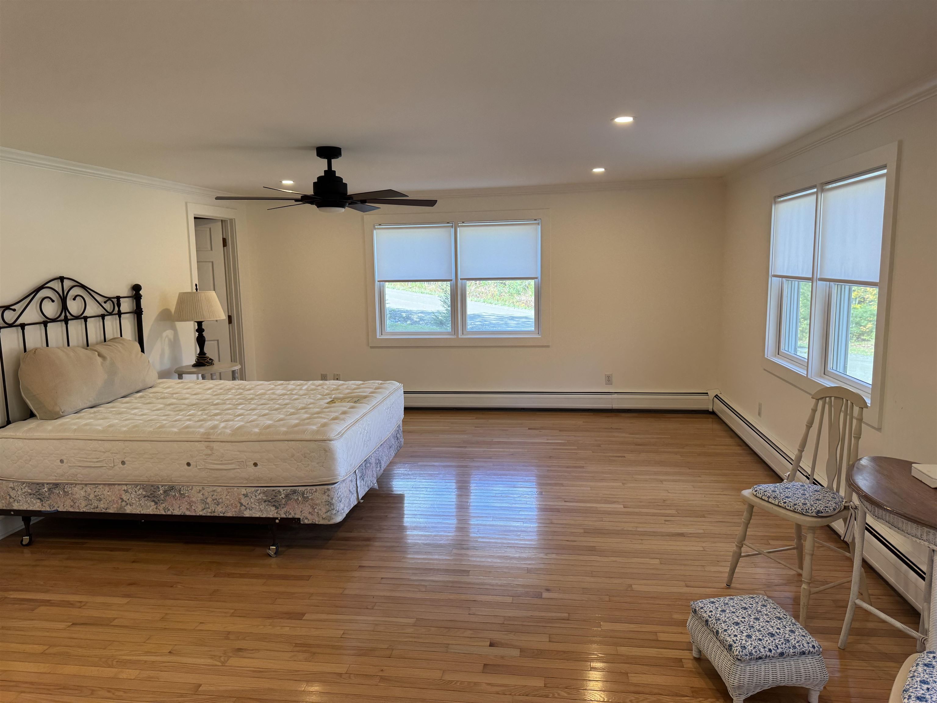 11 Barnes Hill