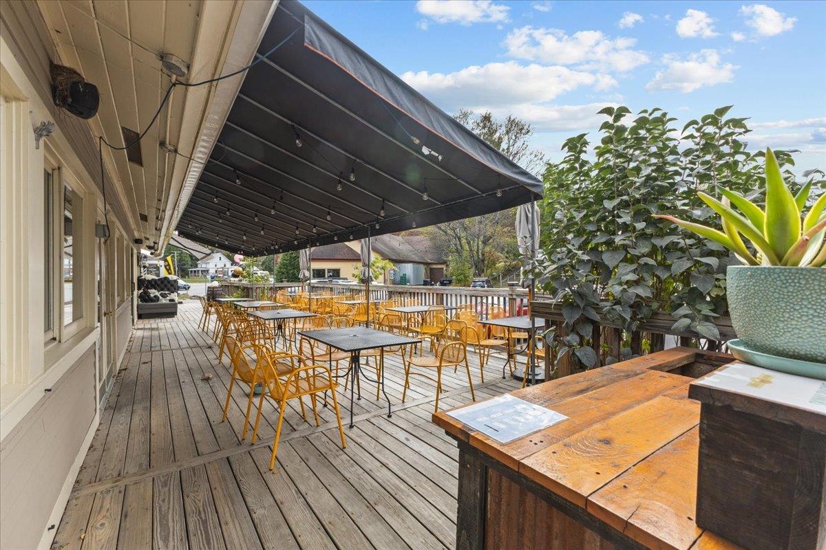 454 Mountain Road Unit: 2 & 3