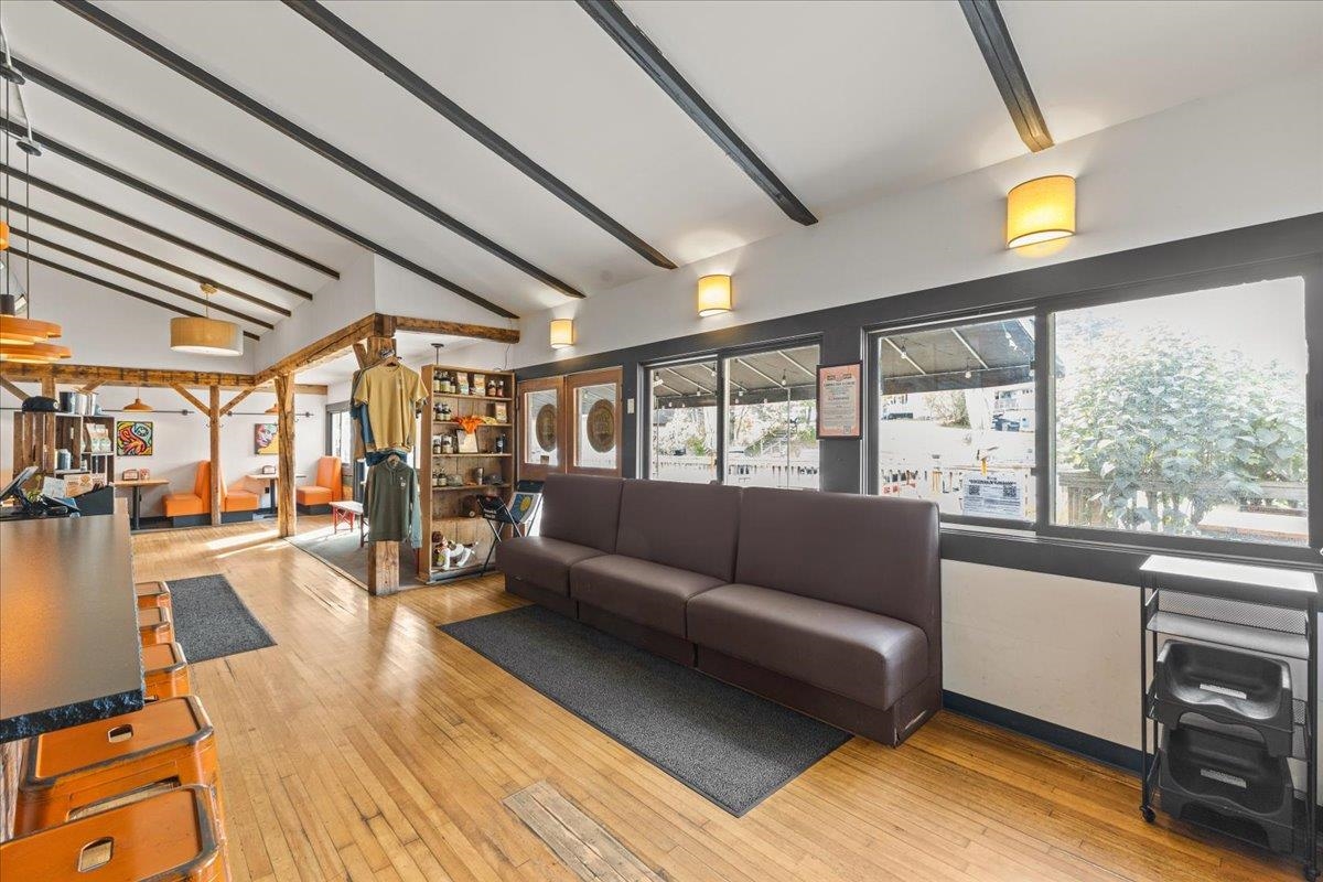 454 Mountain Road Unit: 2 & 3