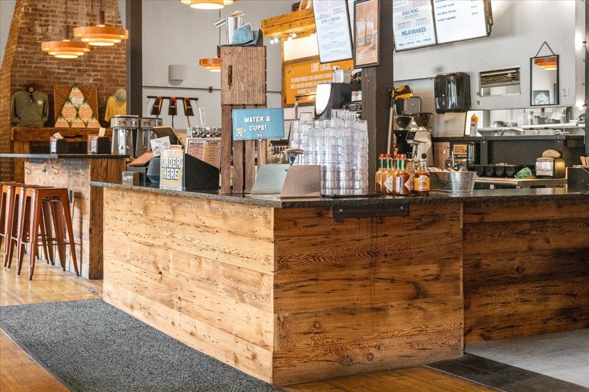 454 Mountain Road Unit: 2 & 3