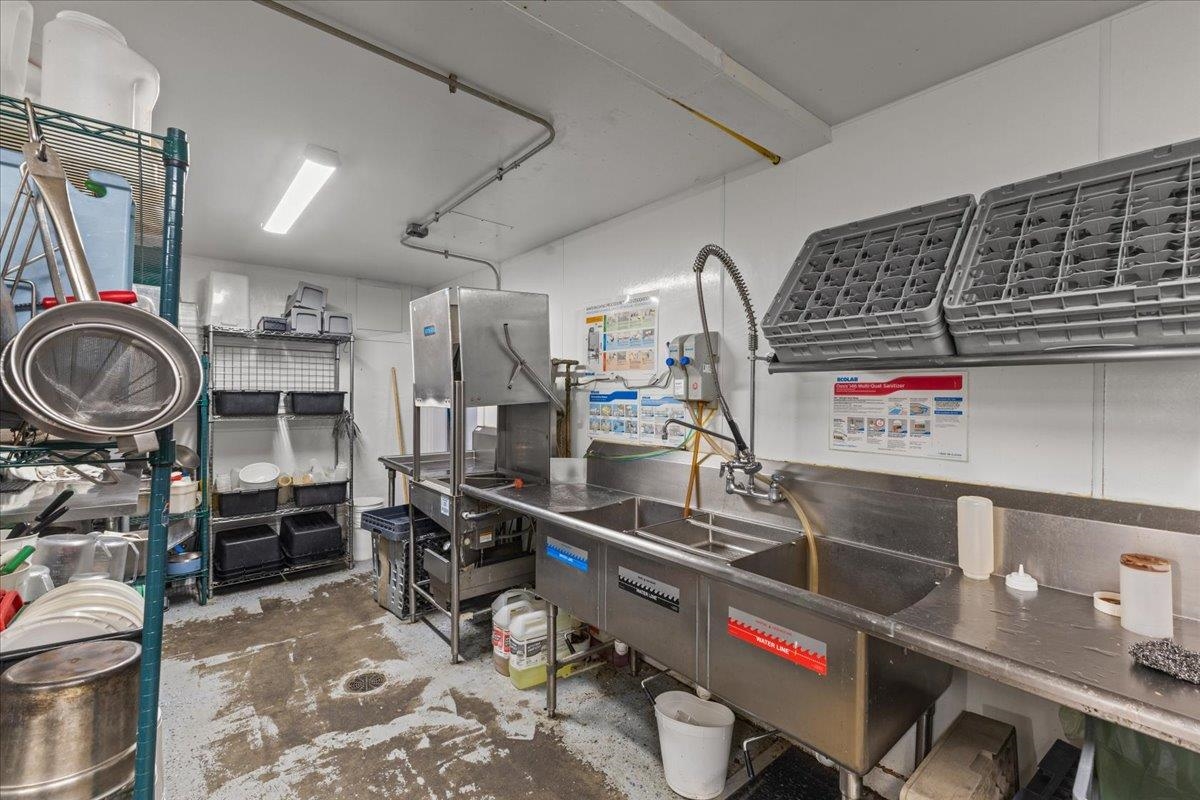 454 Mountain Road Unit: 2 & 3