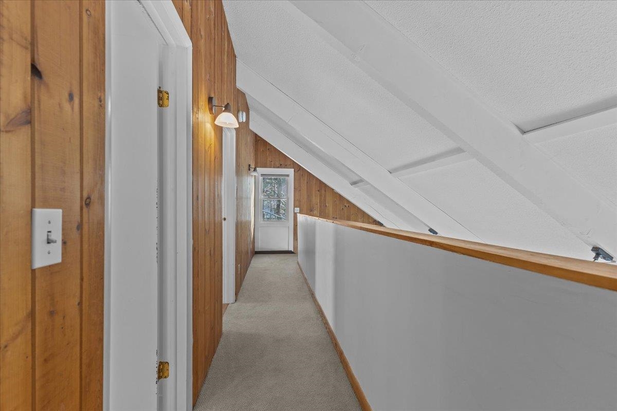 1324 Nebraska Valley Road