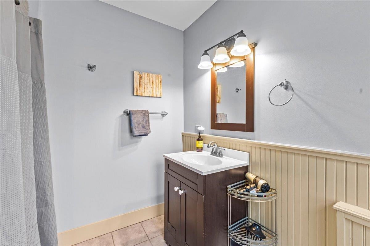 134 South Main Street Unit: A2