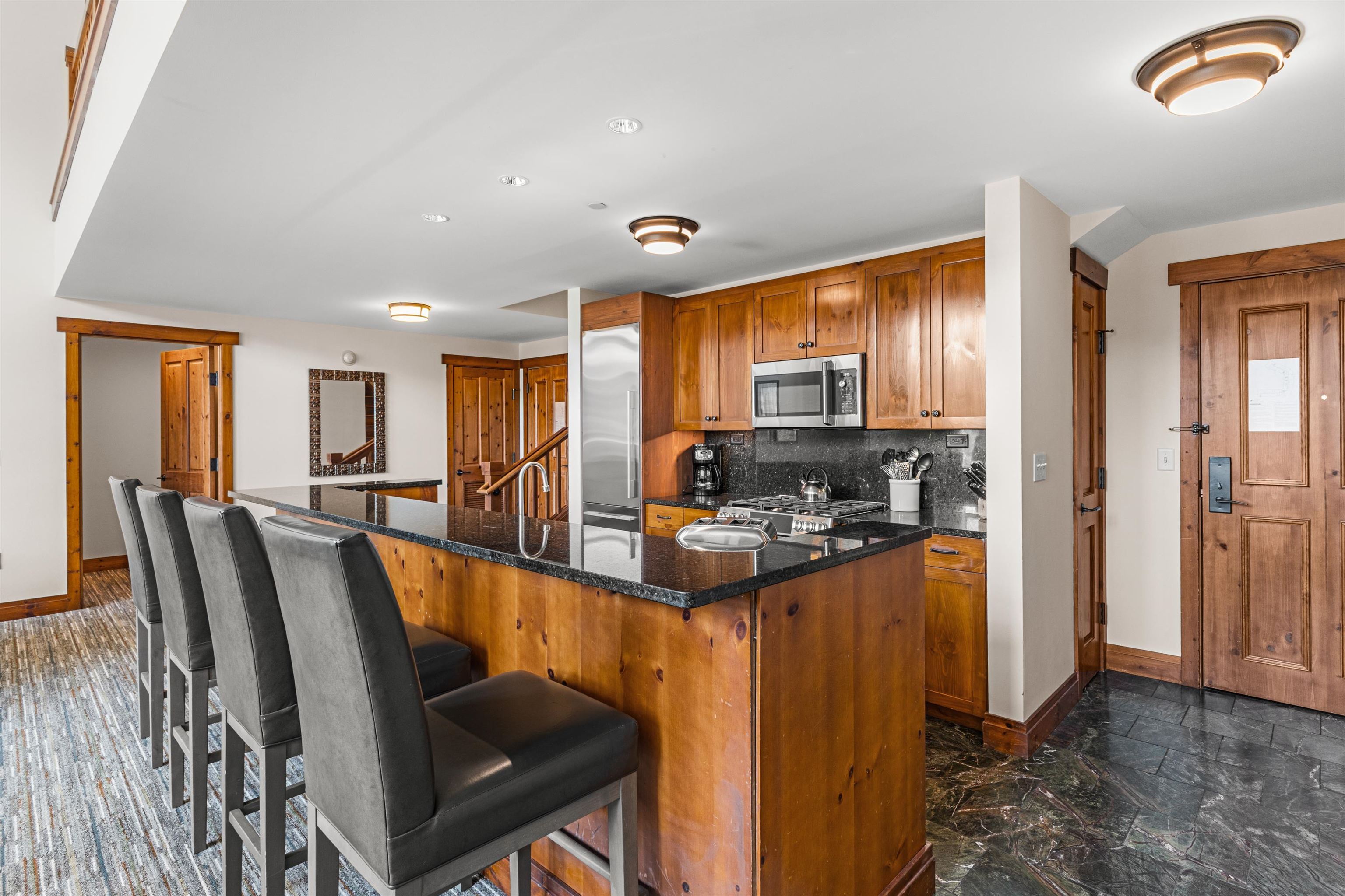 7412 Mountain Road Unit: 403 04-046