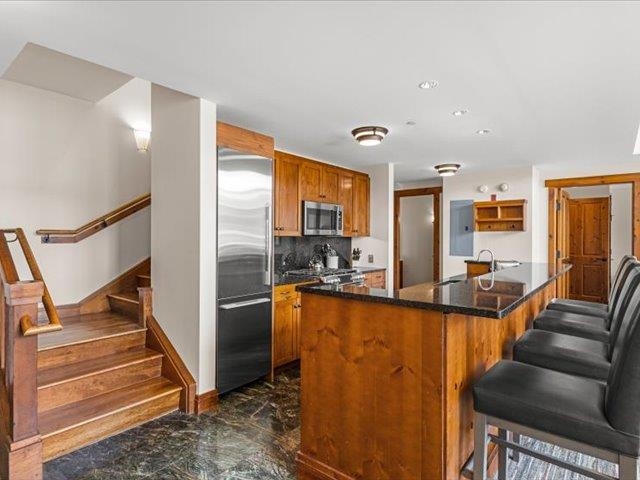 7412 Mountain Road Unit: 403 04-046