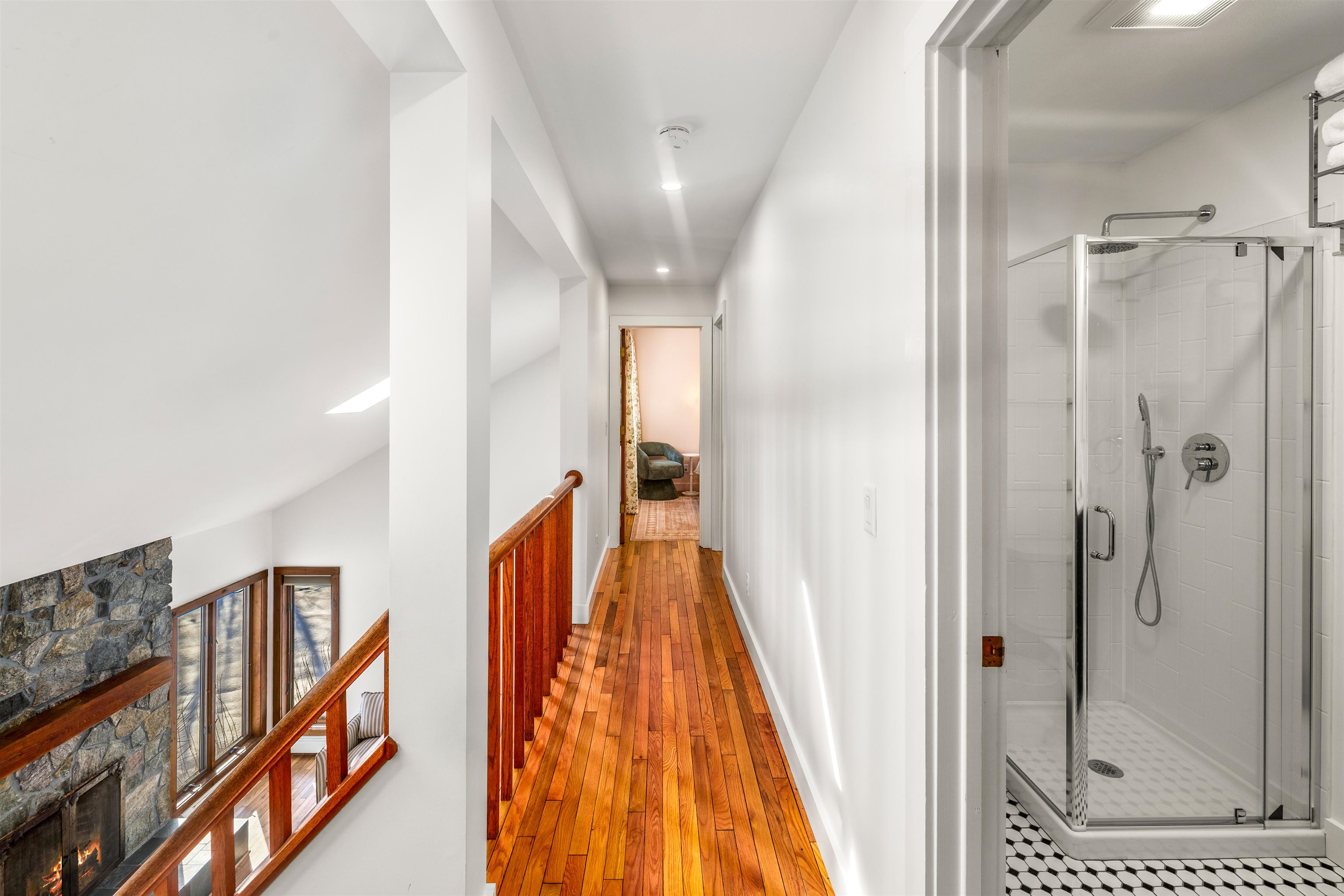595 Worcester Loop