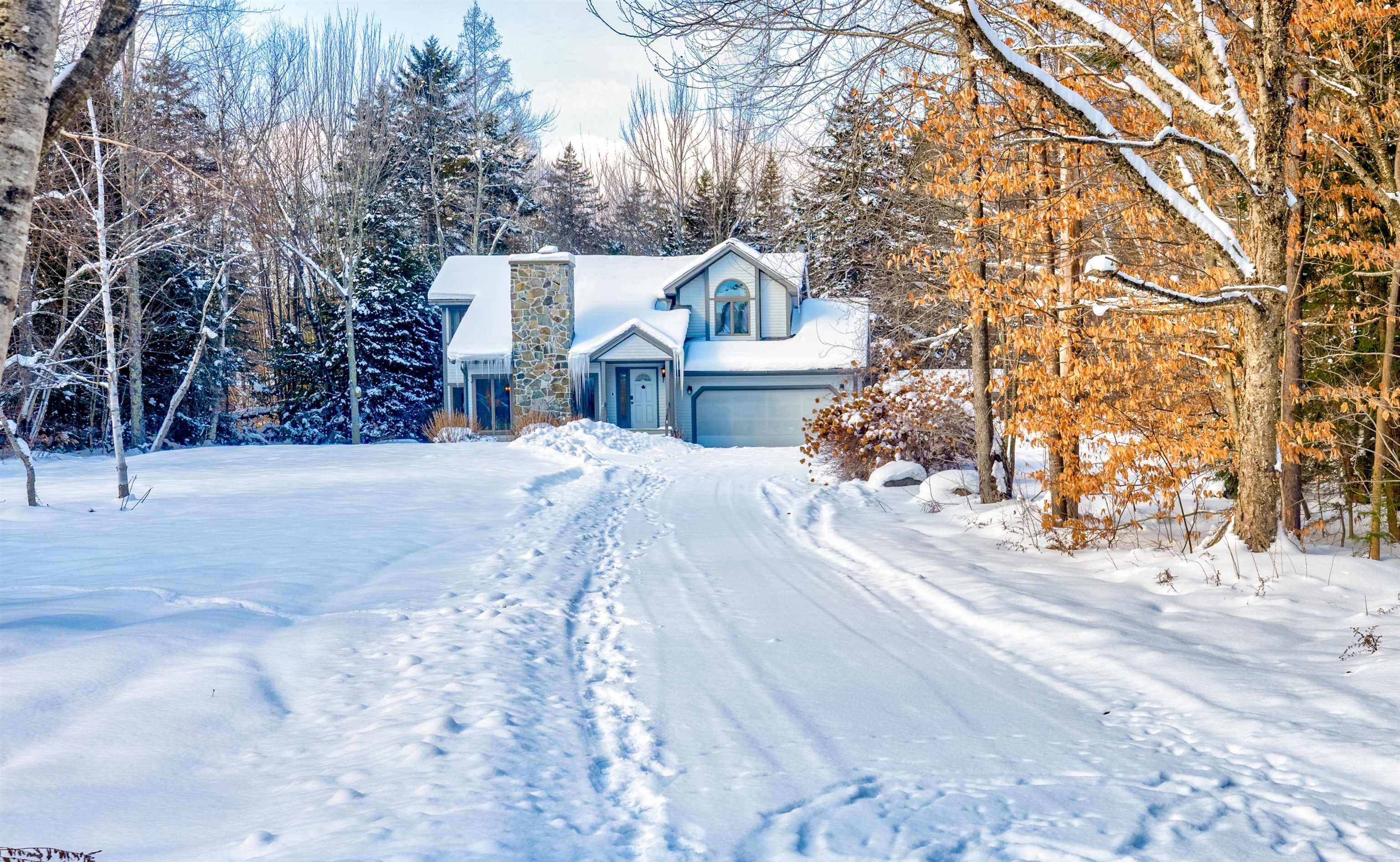 595 Worcester Loop
