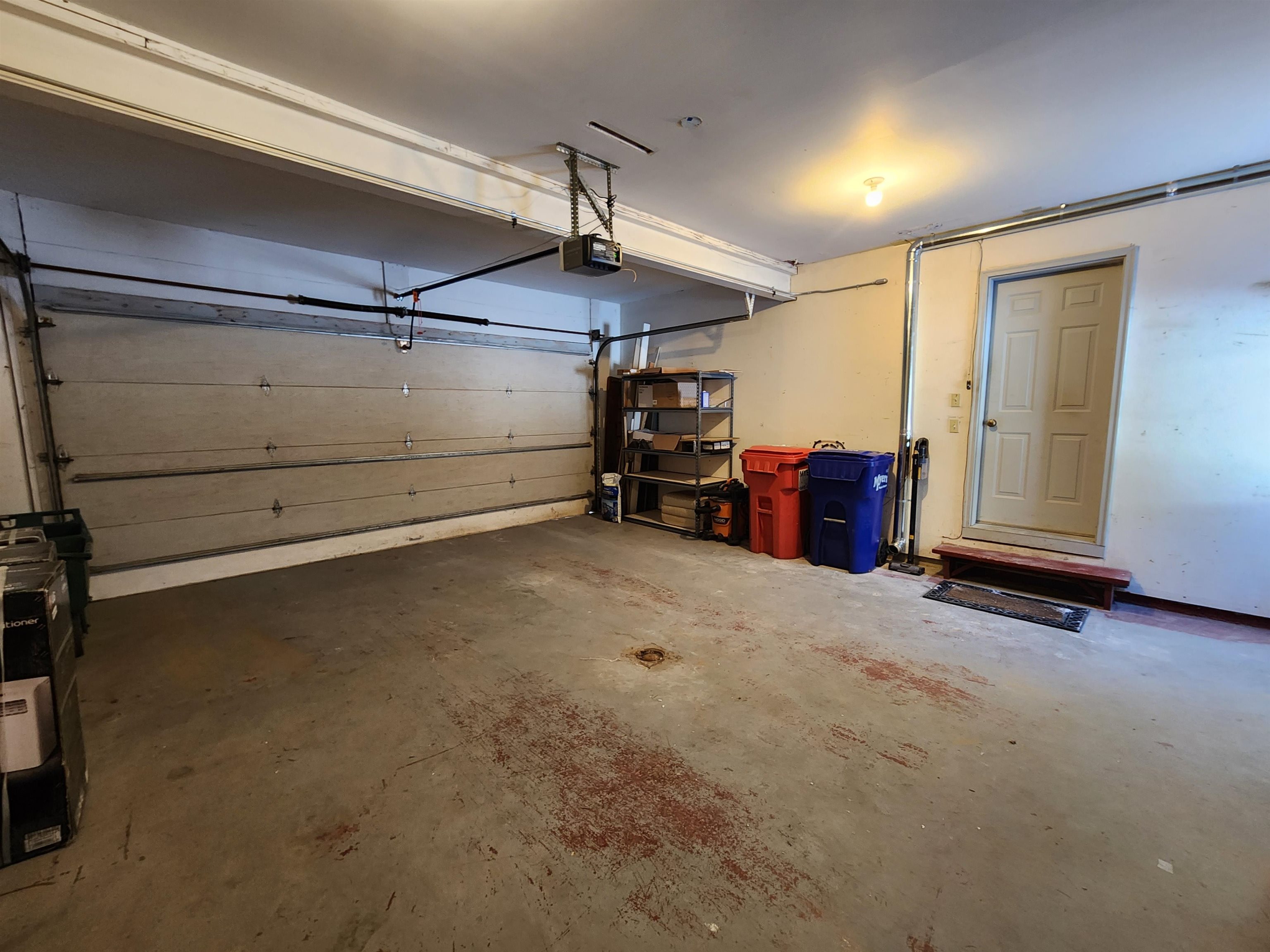 595 Worcester Loop