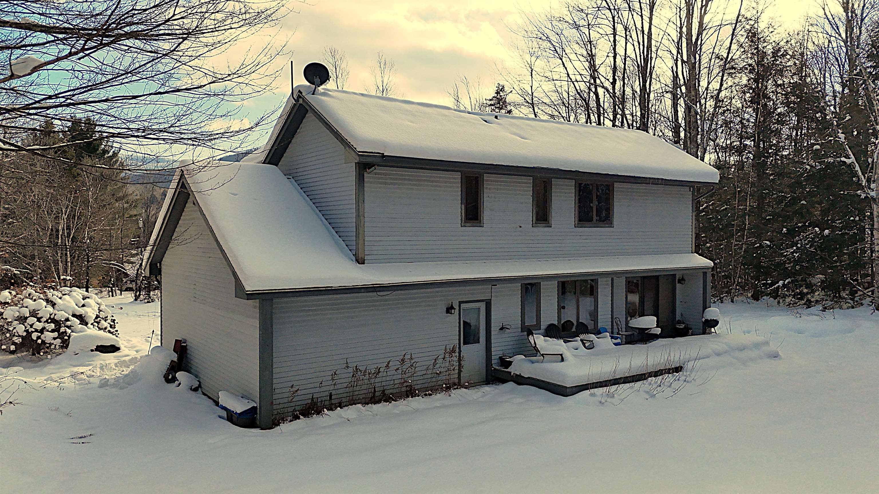 595 Worcester Loop