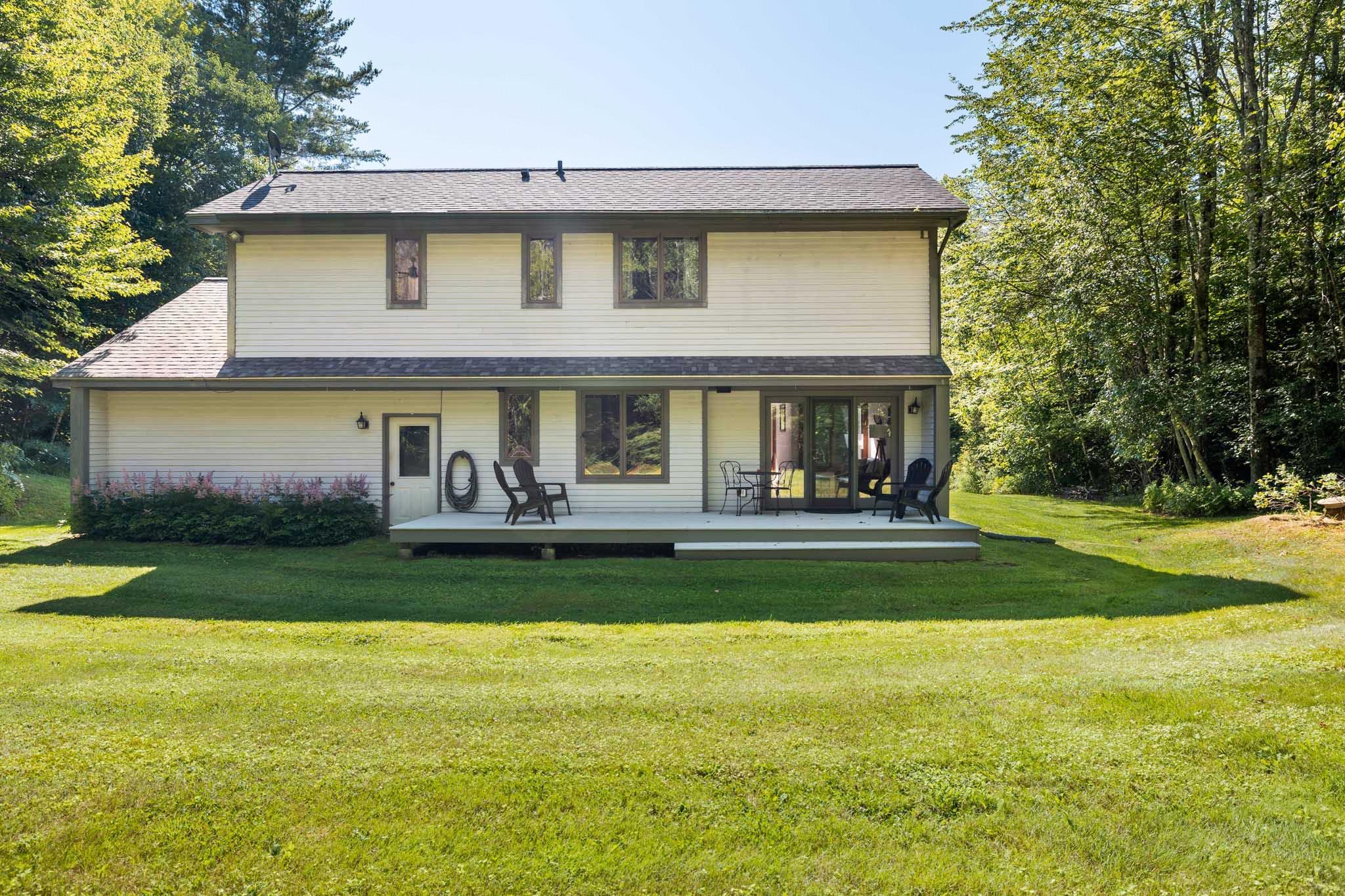 595 Worcester Loop