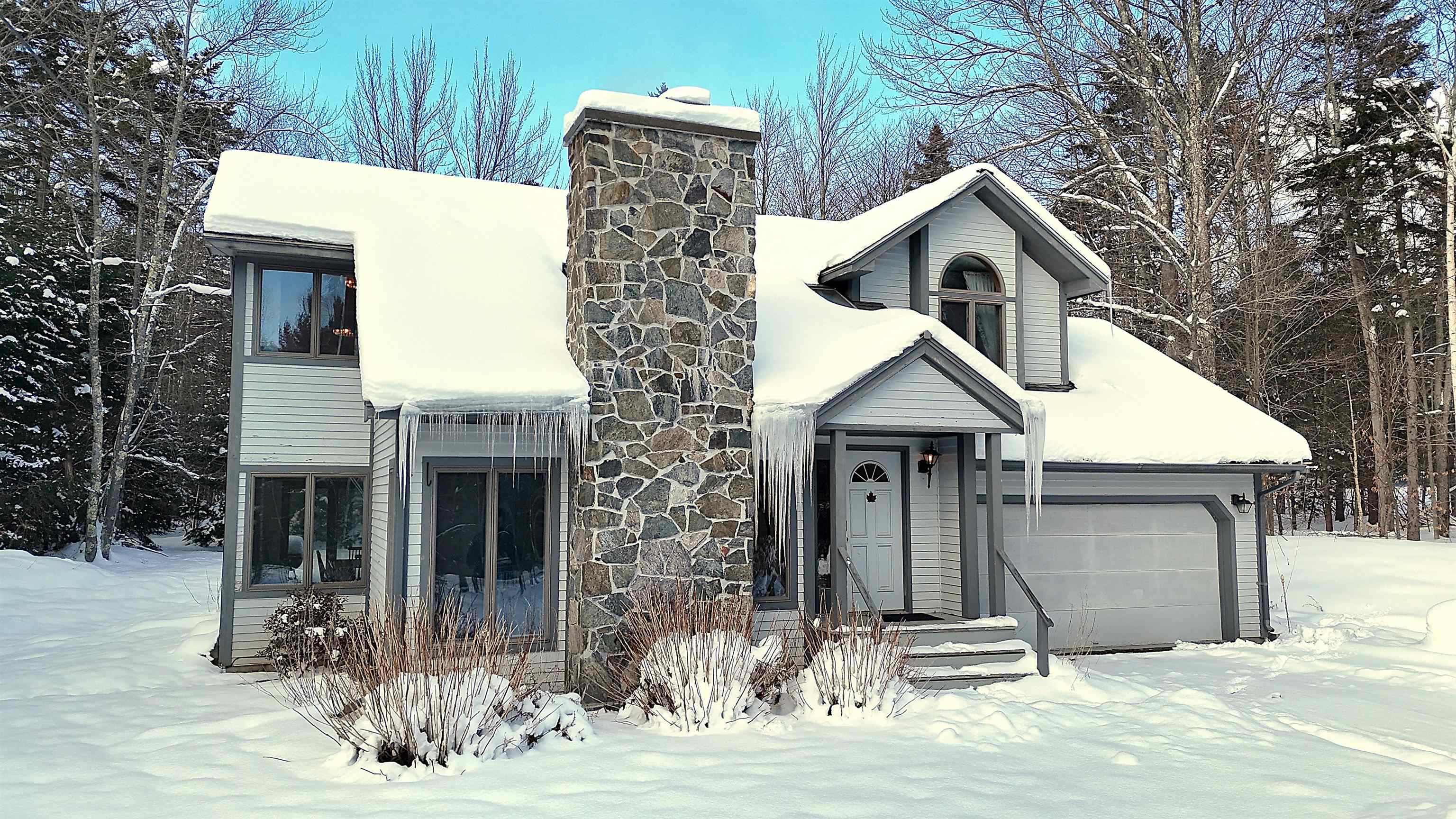 595 Worcester Loop