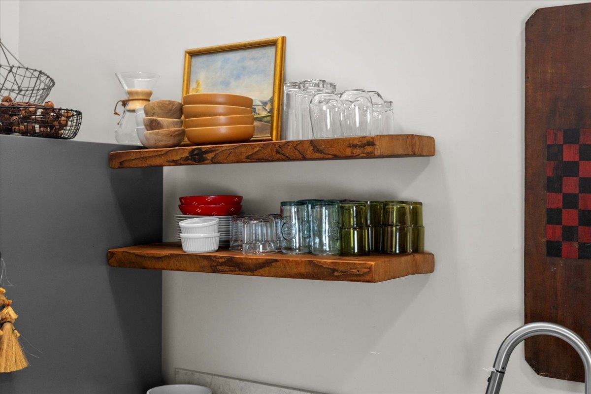 51 Tollhouse Lane Unit: 6A