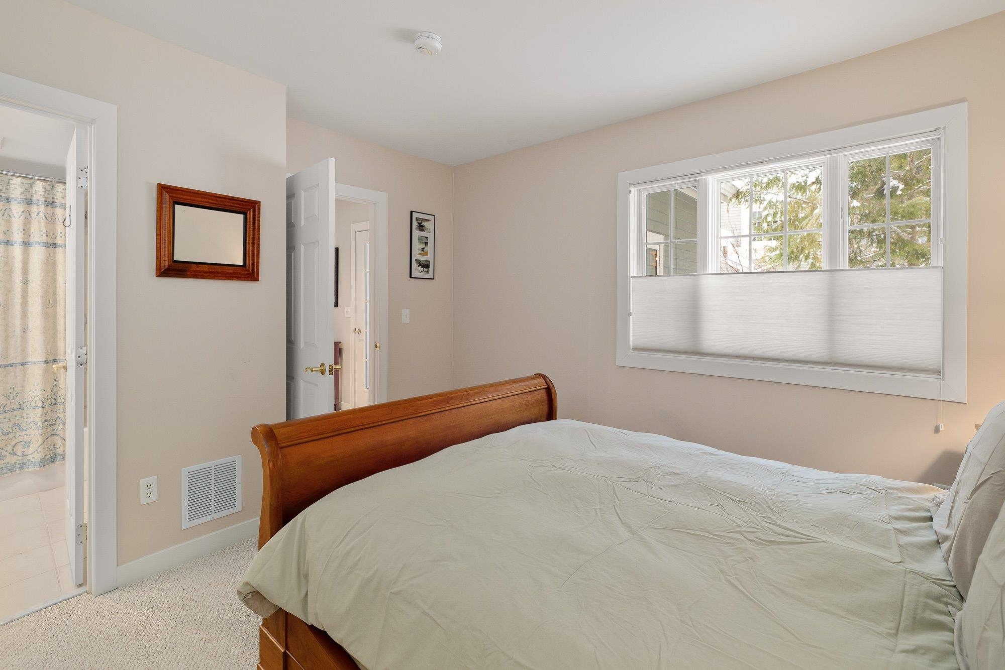 646 Topnotch Drive Unit: Unit B