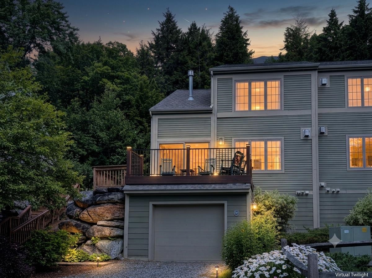 646 Topnotch Drive Unit: Unit B