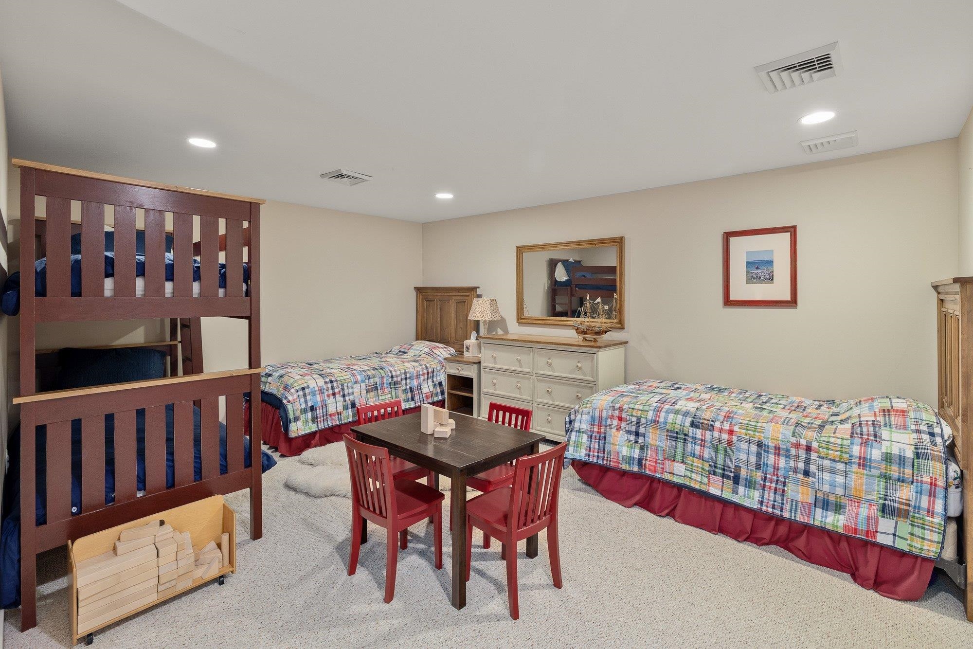 646 Topnotch Drive Unit: Unit B