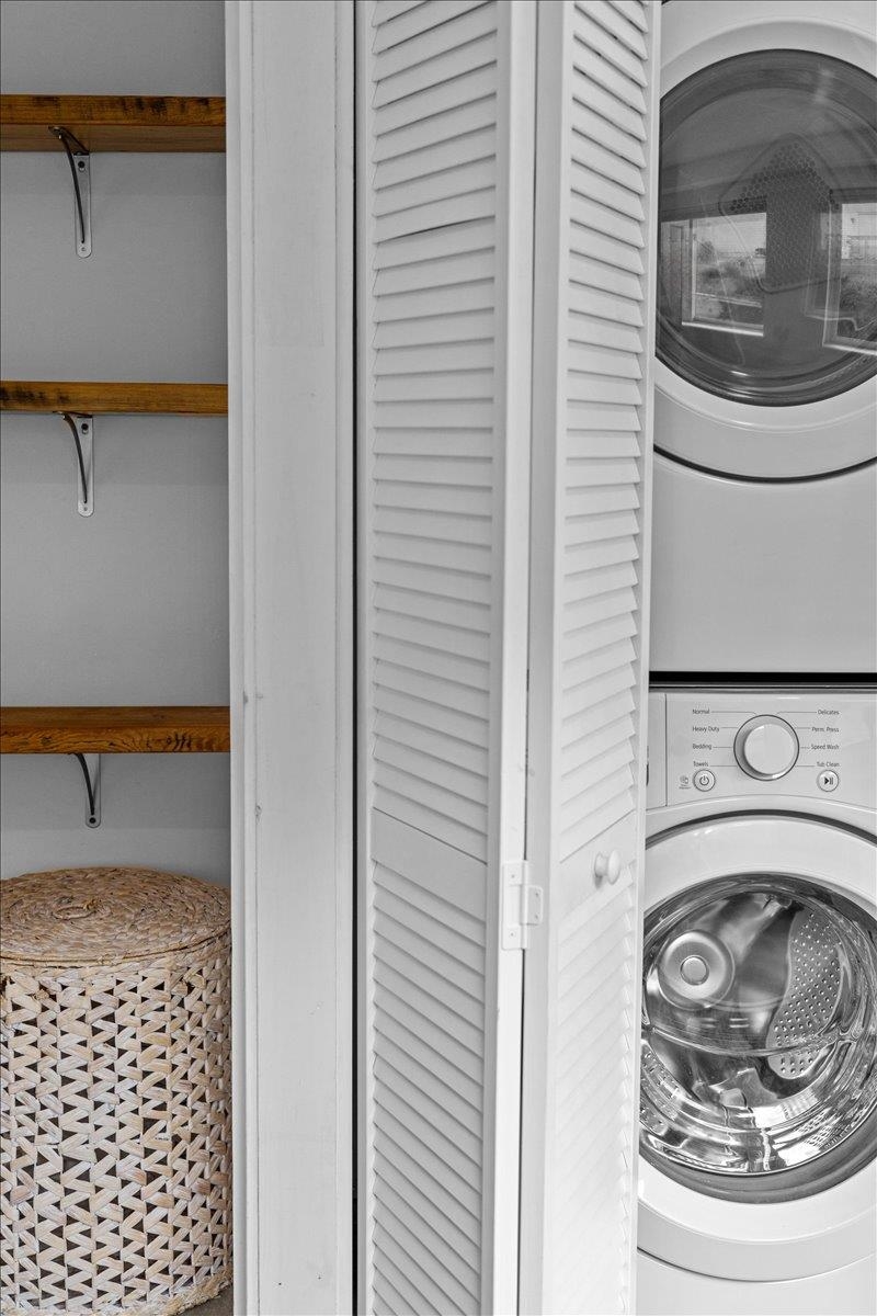 454 Mountain Road Unit: 8