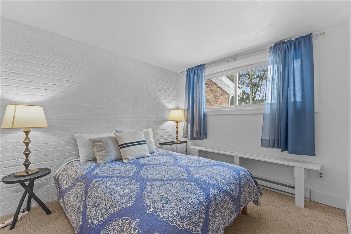 67 Fox Hill Unit: #3