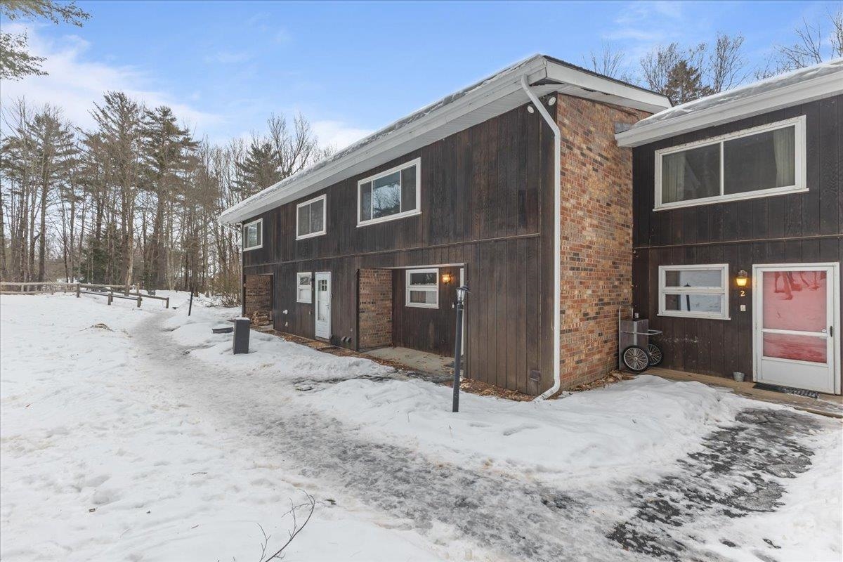 67 Fox Hill Unit: #3