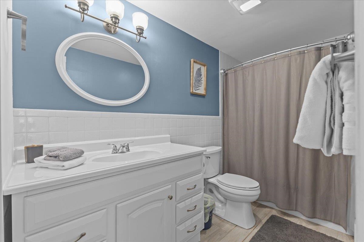 67 Fox Hill Unit: #3