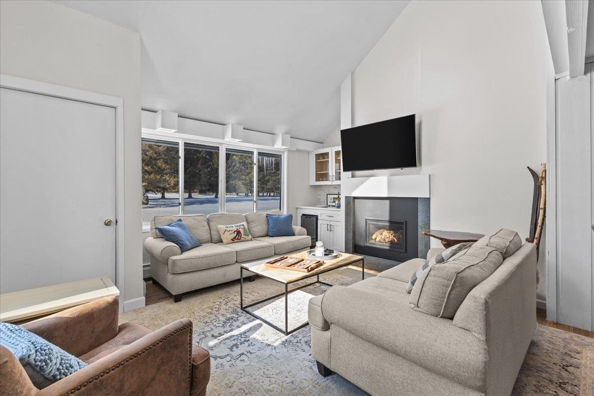 131 Village Green Drive Unit: 5A