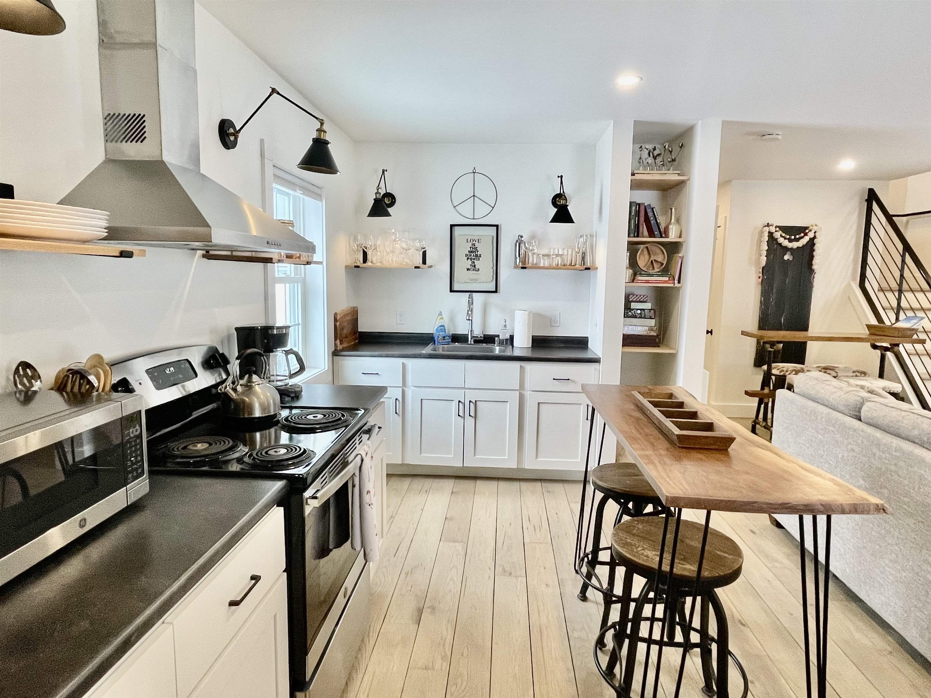 1457 Mountain Road Unit: 5