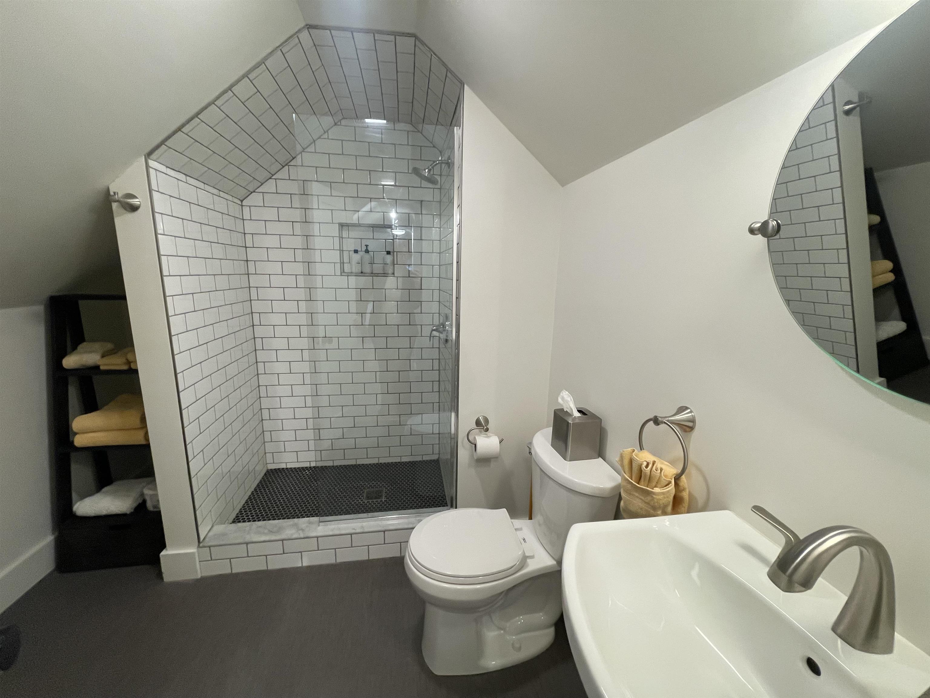 1457 Mountain Road Unit: 5