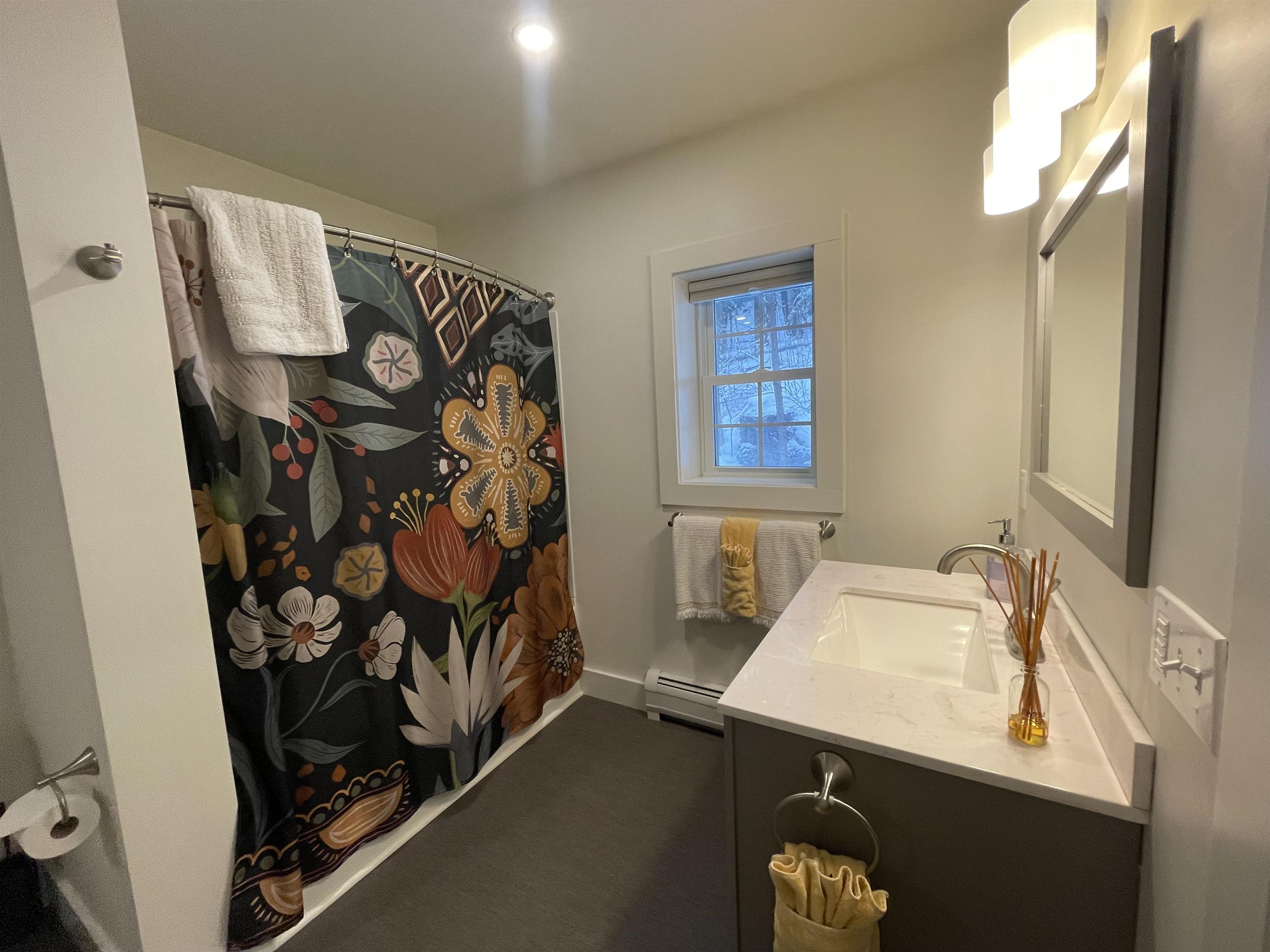 1457 Mountain Road Unit: 5