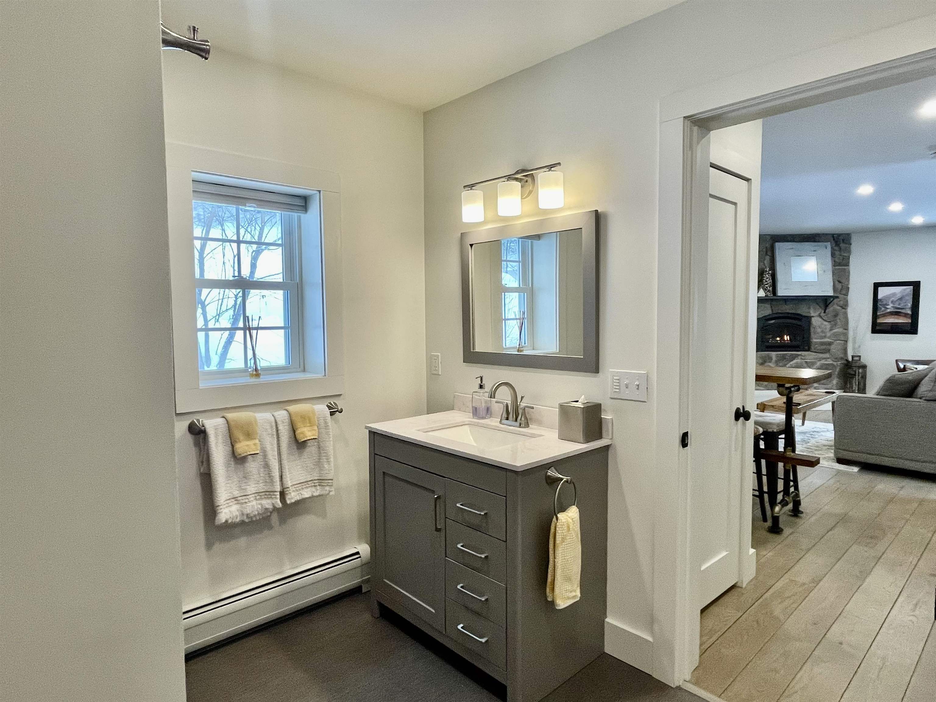 1457 Mountain Road Unit: 5