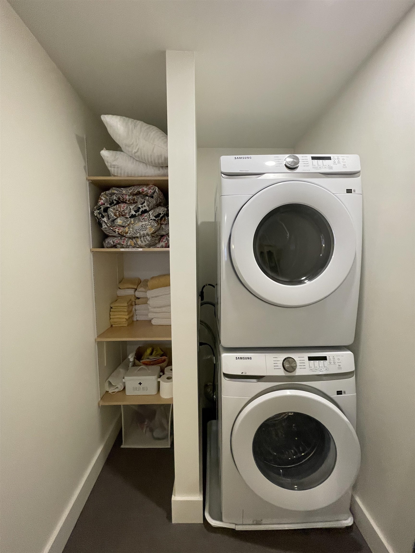 1457 Mountain Road Unit: 5