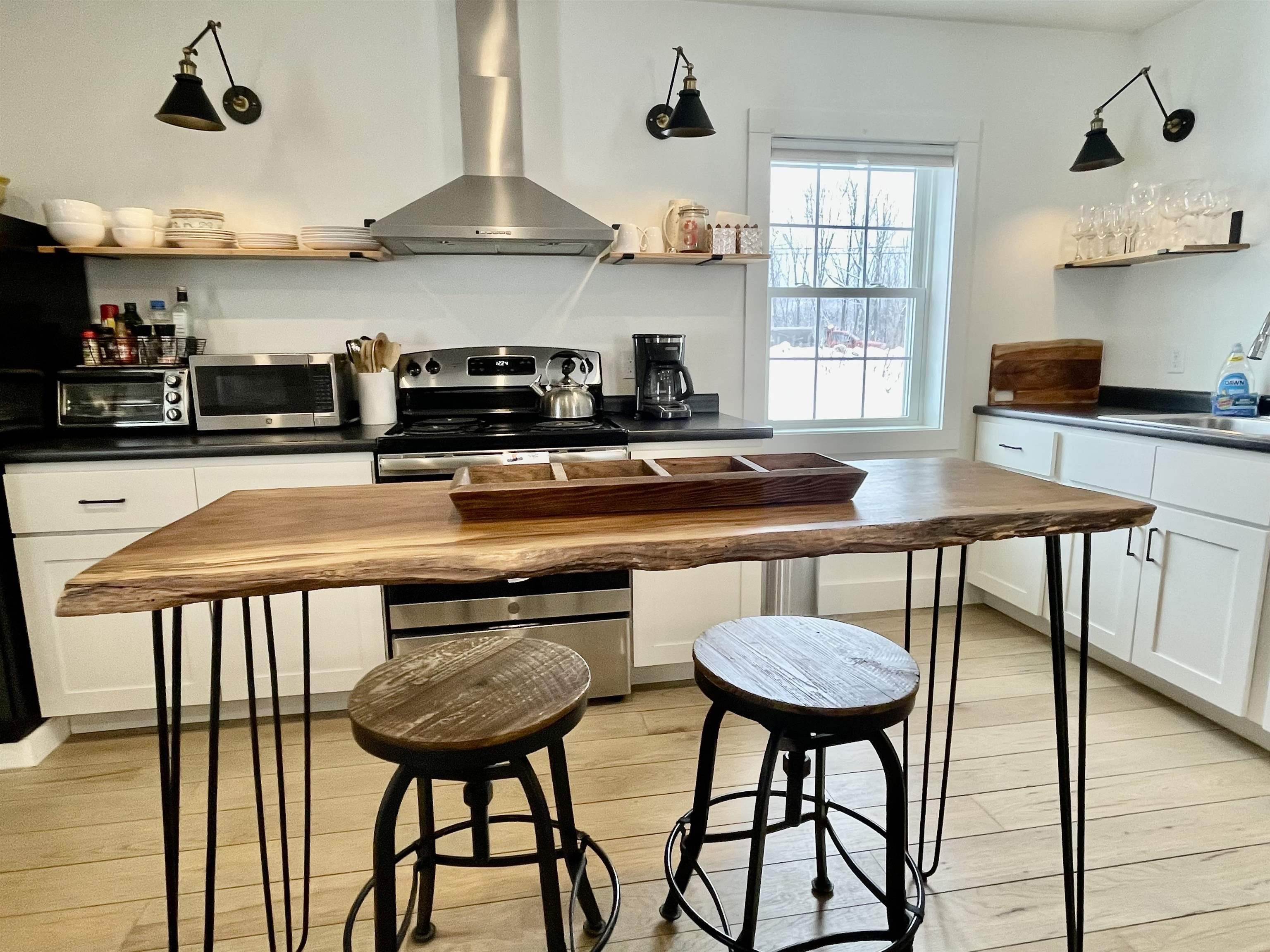 1457 Mountain Road Unit: 5