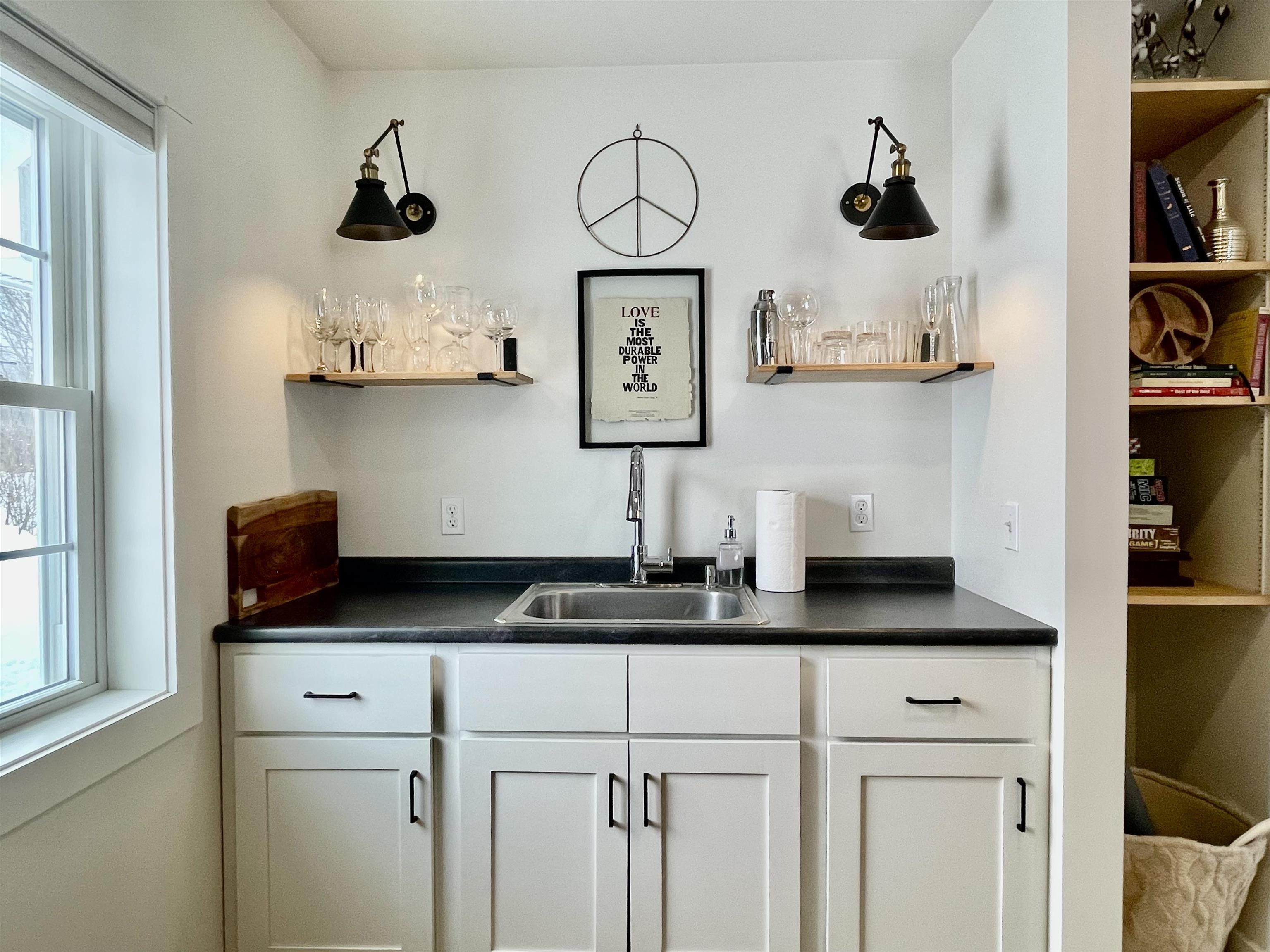 1457 Mountain Road Unit: 5