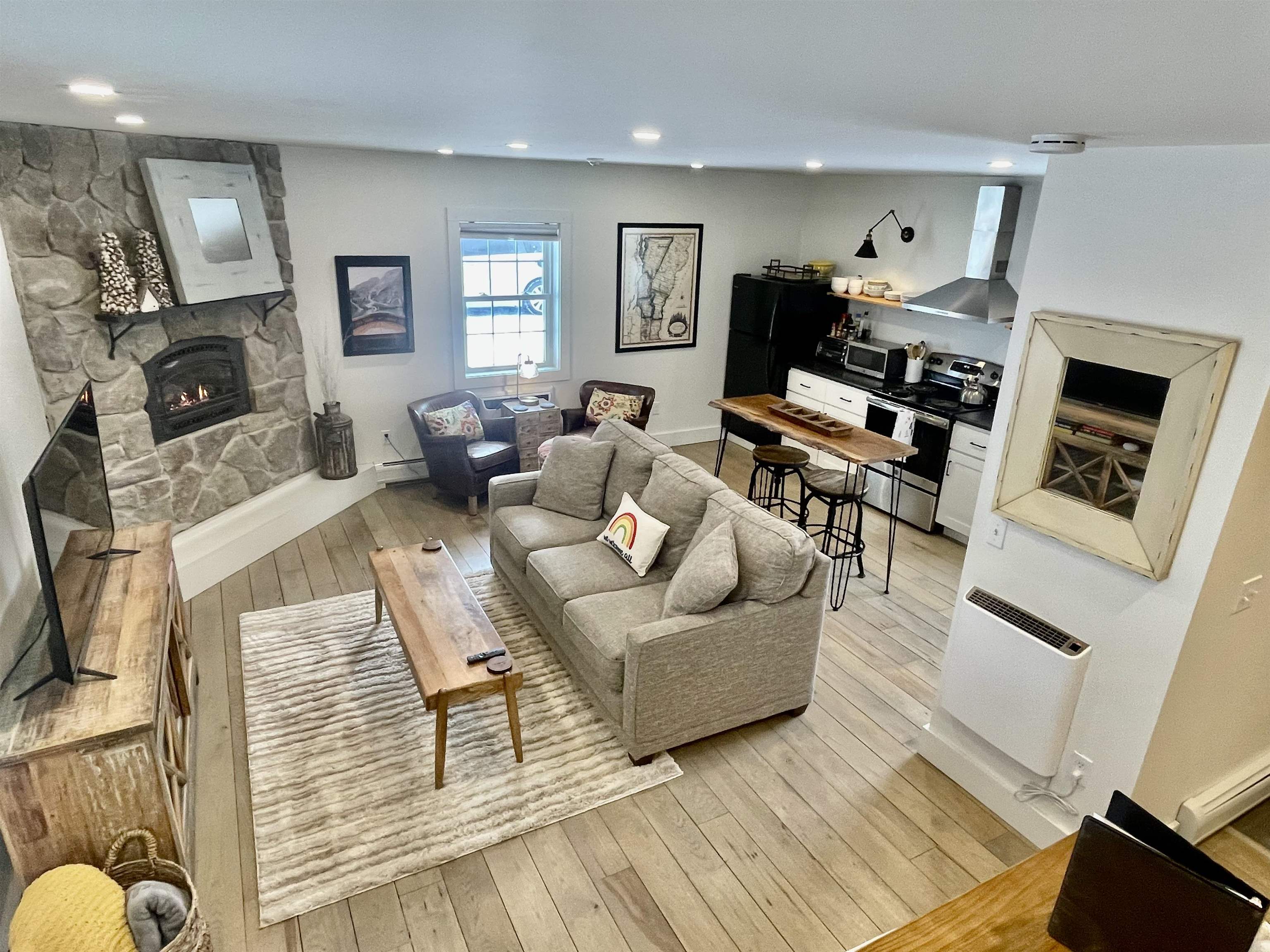 1457 Mountain Road Unit: 5